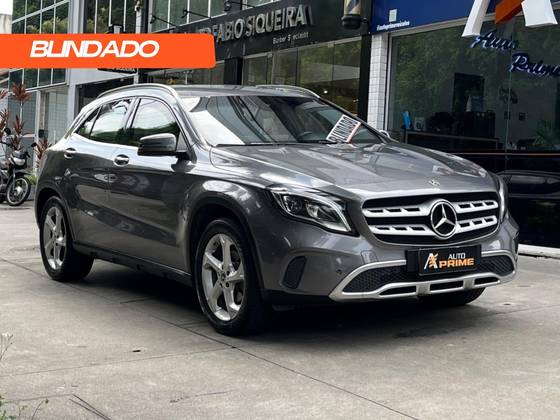 MERCEDES-BENZ GLA 200 1.6 CGI FLEX ADVANCE 7G-DCT